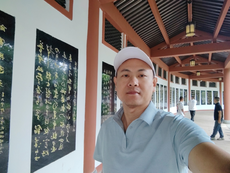 爱运动的范的第一张照片--厦门父母相亲团